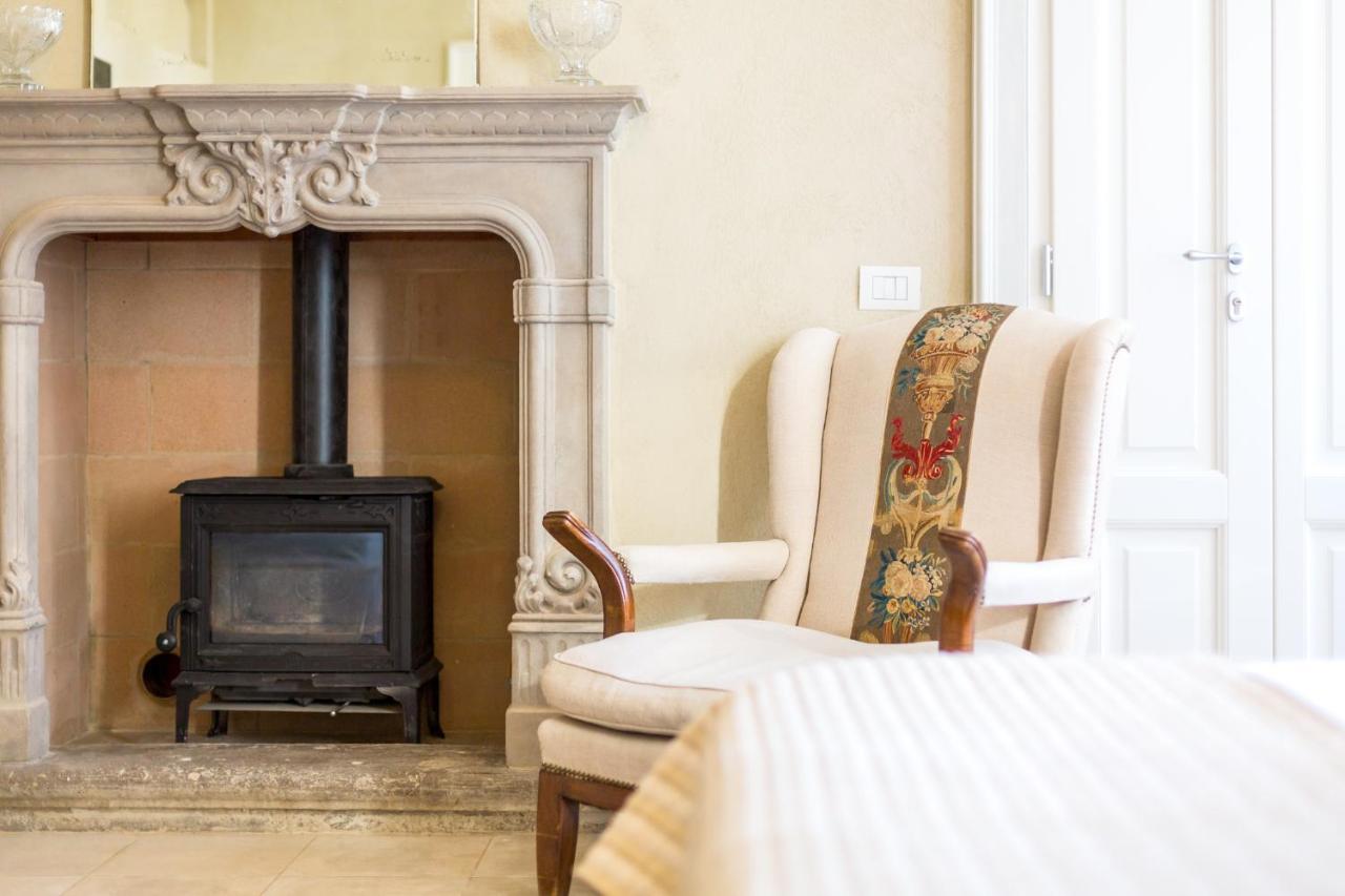 White Lilac Romantic B&B - Adults Only Arona Esterno foto