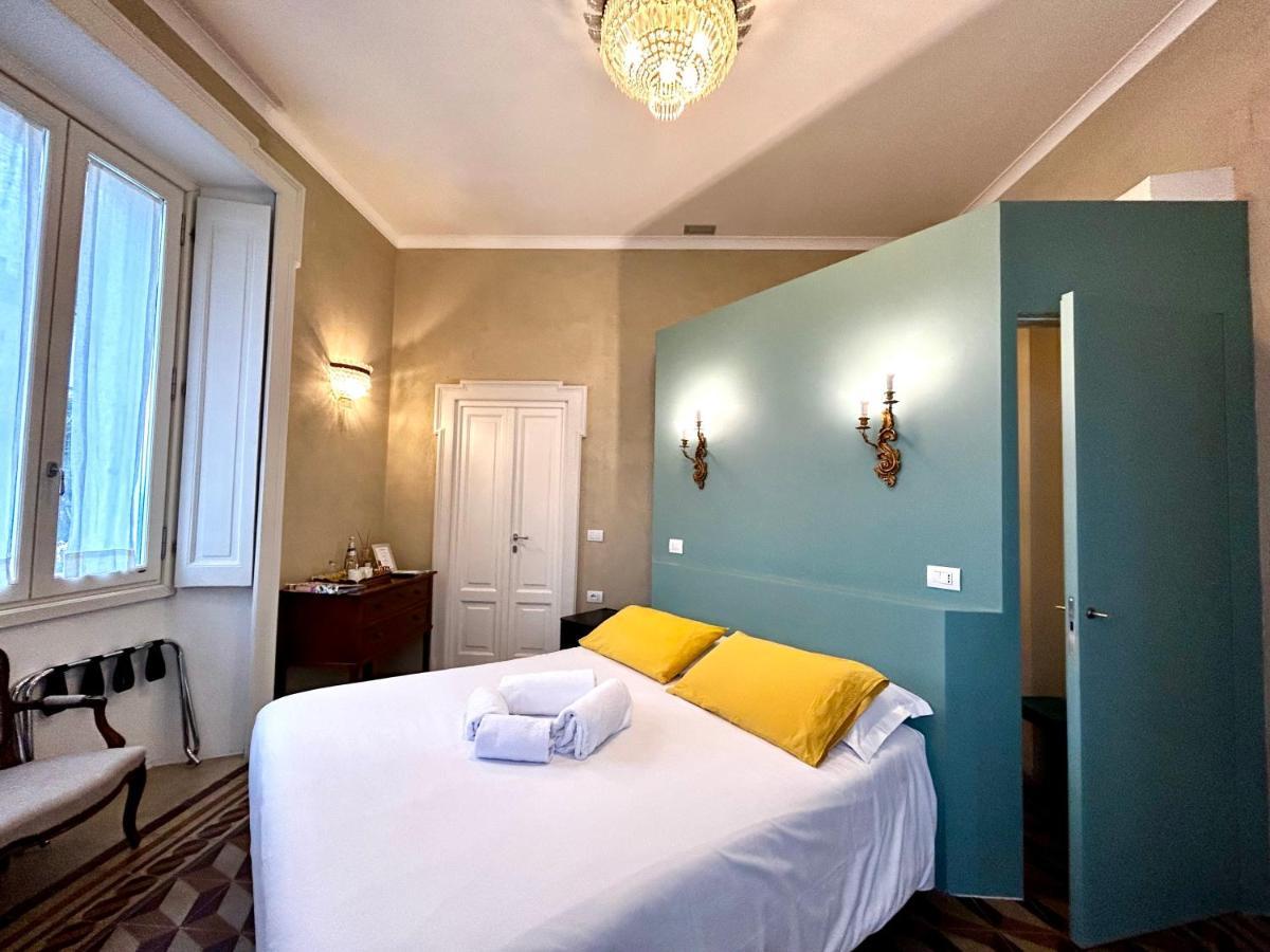 White Lilac Romantic B&B - Adults Only Arona Esterno foto